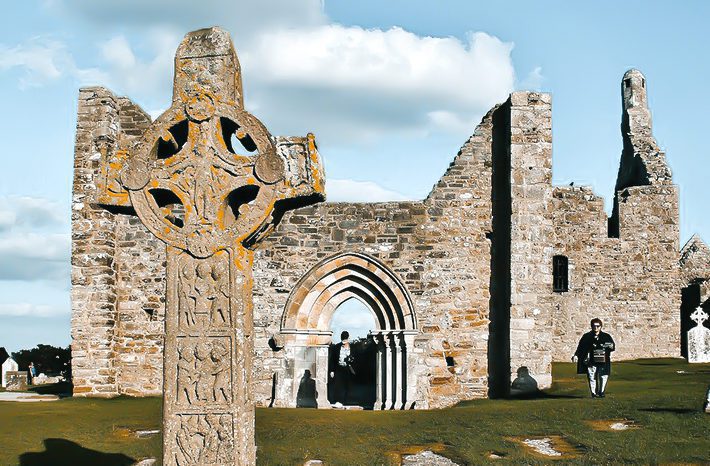 abadia de clonmacnoise irlanda